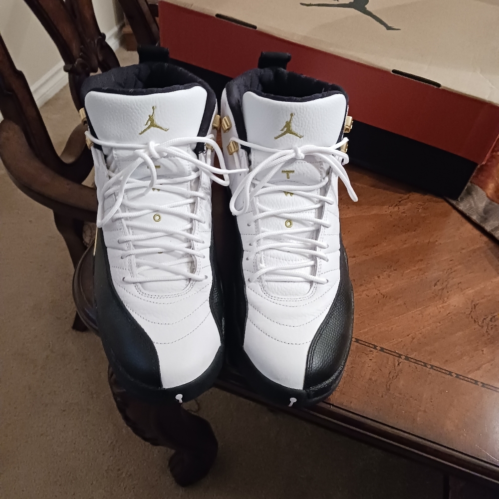 Jordan 12 royalty